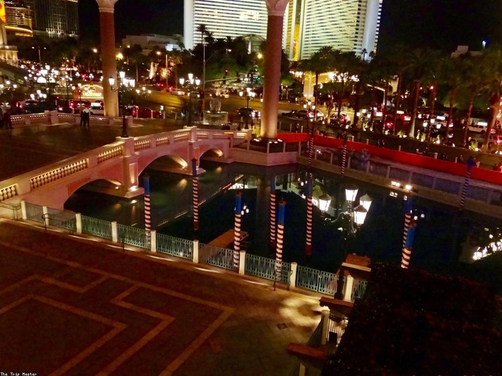 ការពិនិត្យគេហទំព័រ Casino: តើវាជាគន្លងល្អសម្រាប់អ្នកទាំងអស់គ្នា?